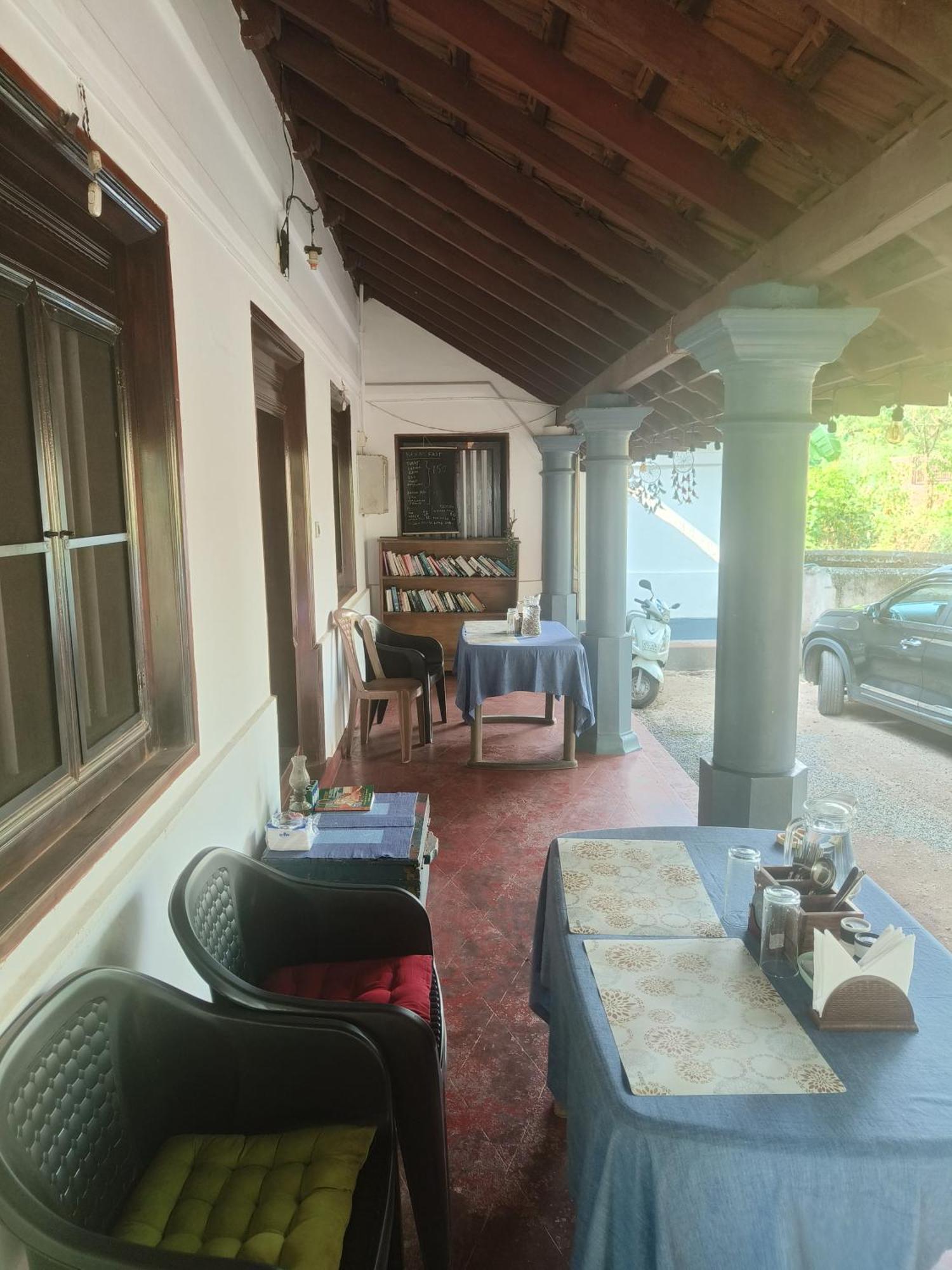 Perch Next Door Bed and Breakfast Kannur Buitenkant foto